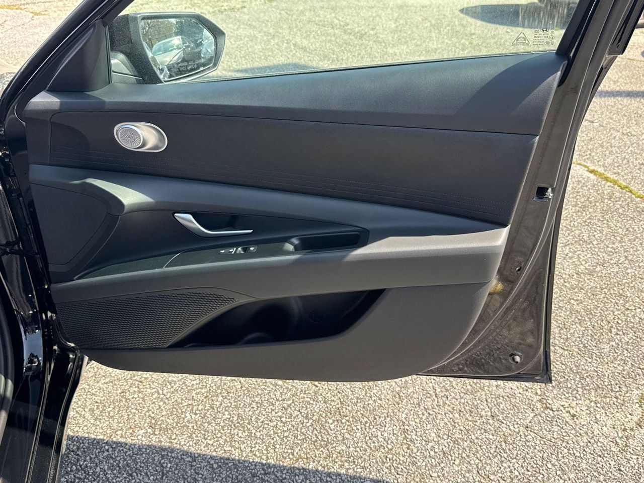 New 2026 Black Hyundai SE image 15