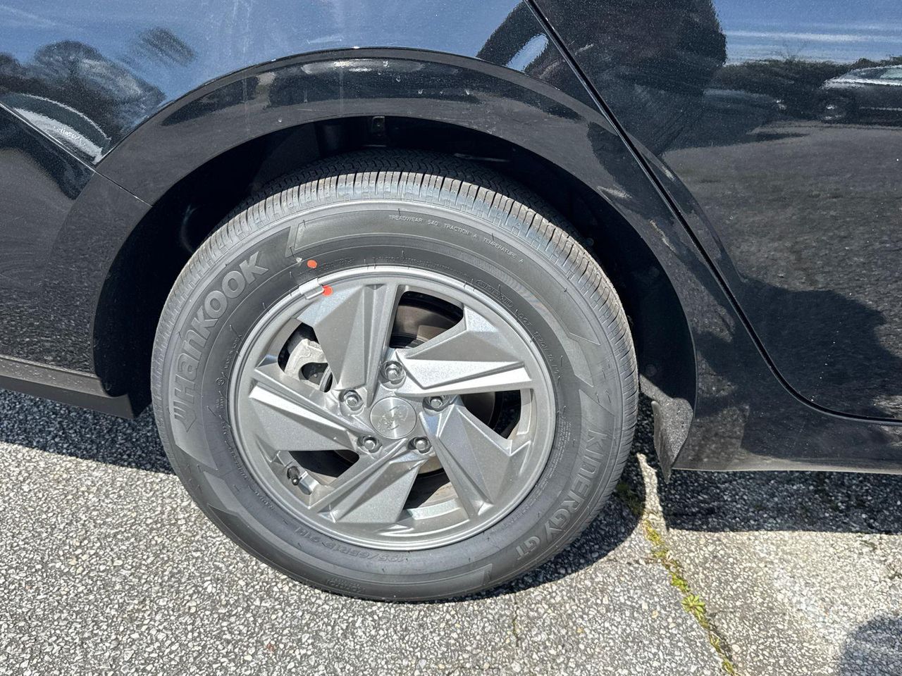 New 2026 Black Hyundai SE image 18