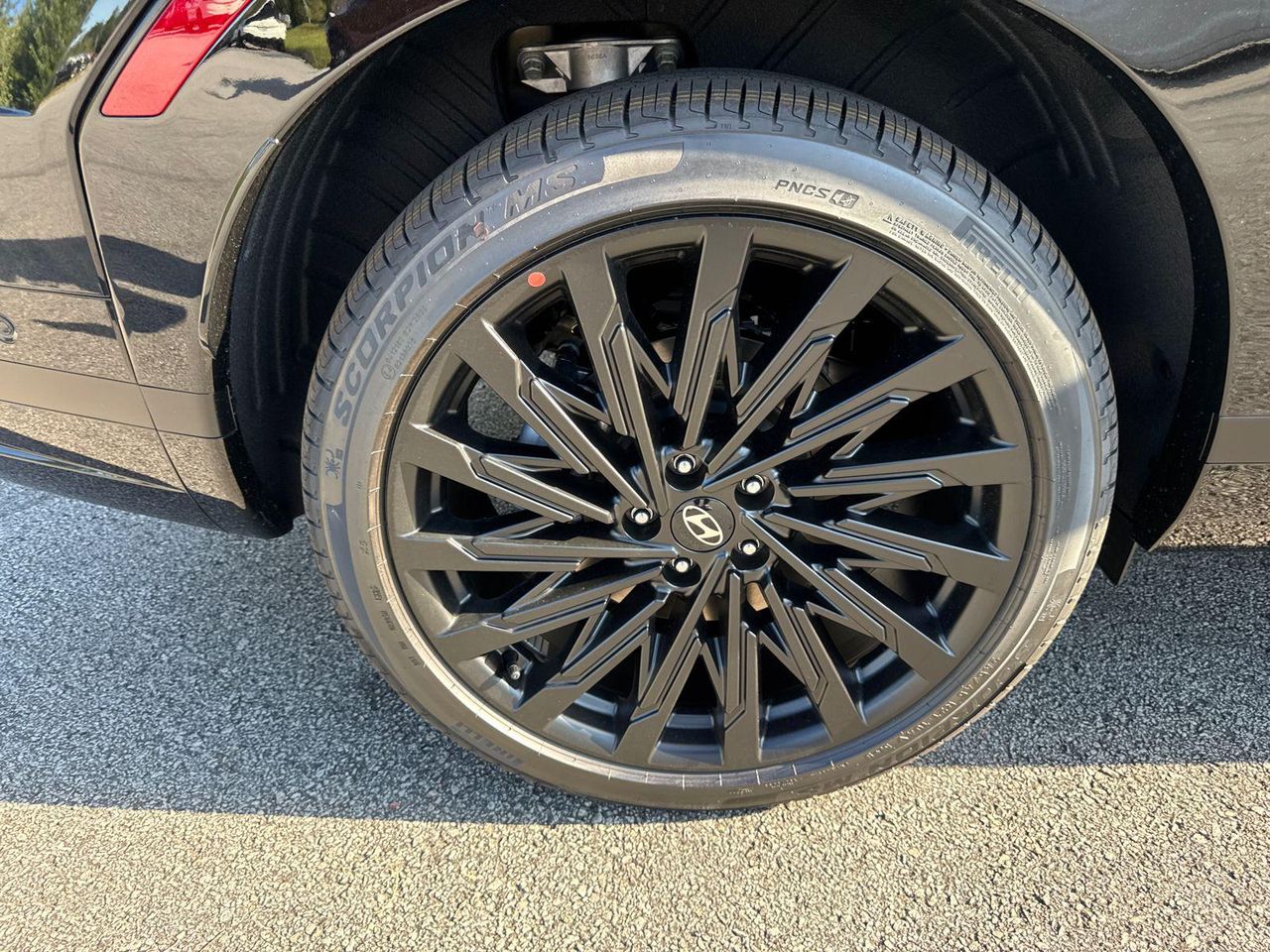 New 2026 Black Hyundai Calligraphy FWD image 18