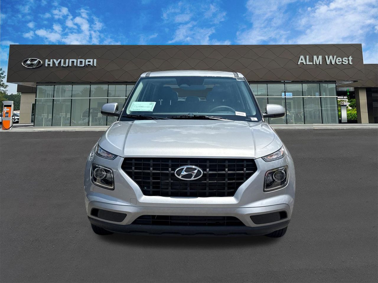 New 2026 Silver HYUNDAI SE FWD image 2
