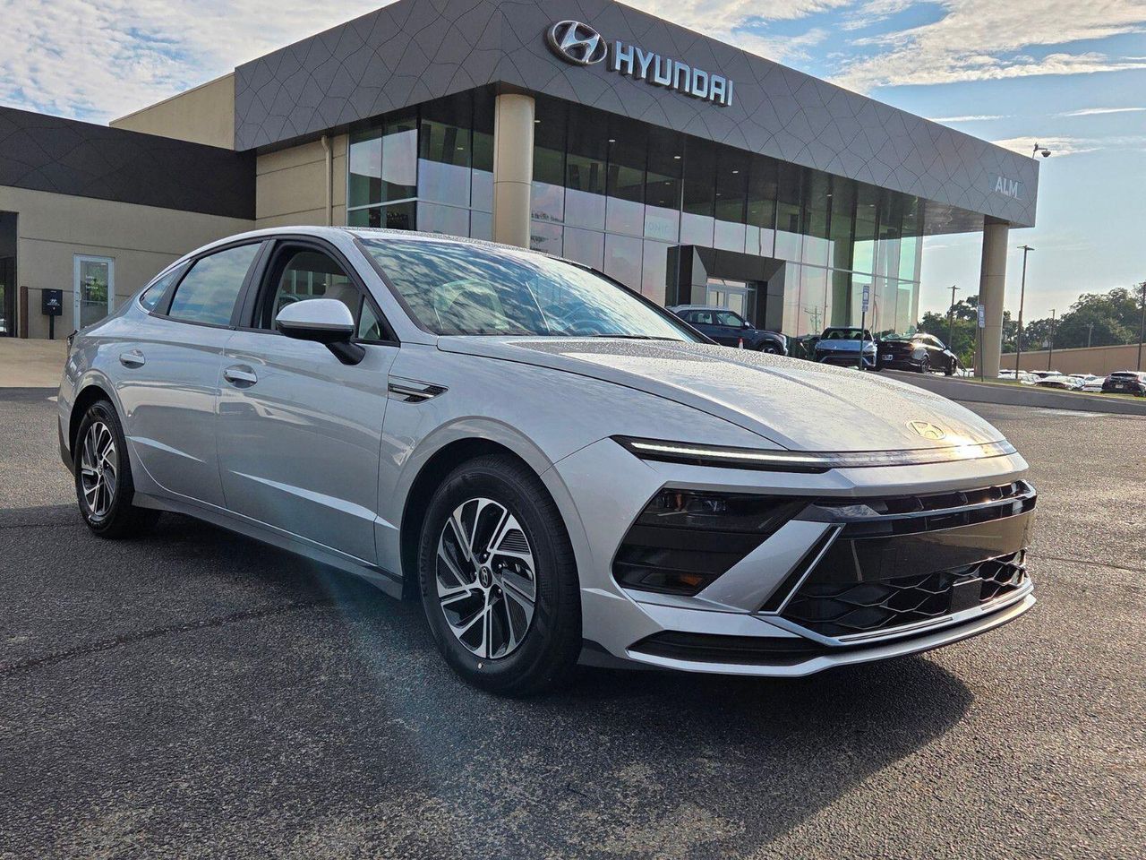 2026 Hyundai Sonata Hybrid