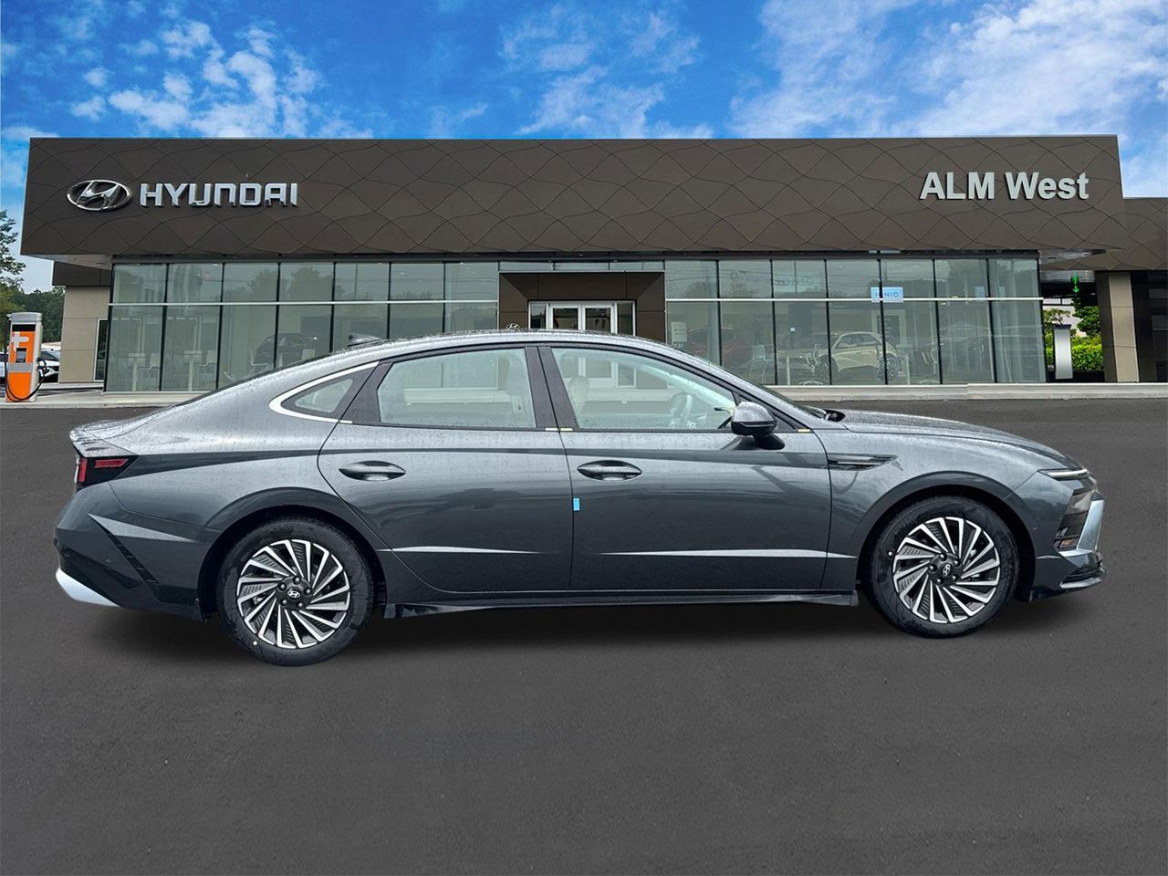 New 2026 Gray HYUNDAI Limited image 5