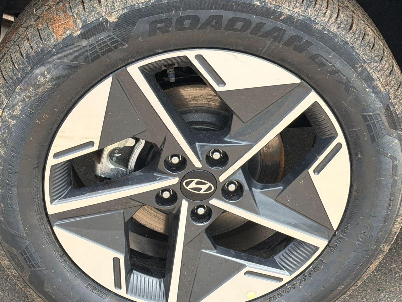 New 2026 Gray Hyundai SEL AWD image 17