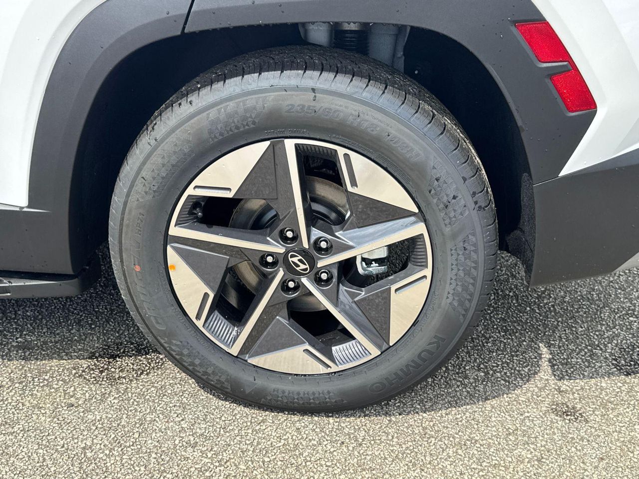 New 2026 White Pearl HYUNDAI SEL FWD image 20