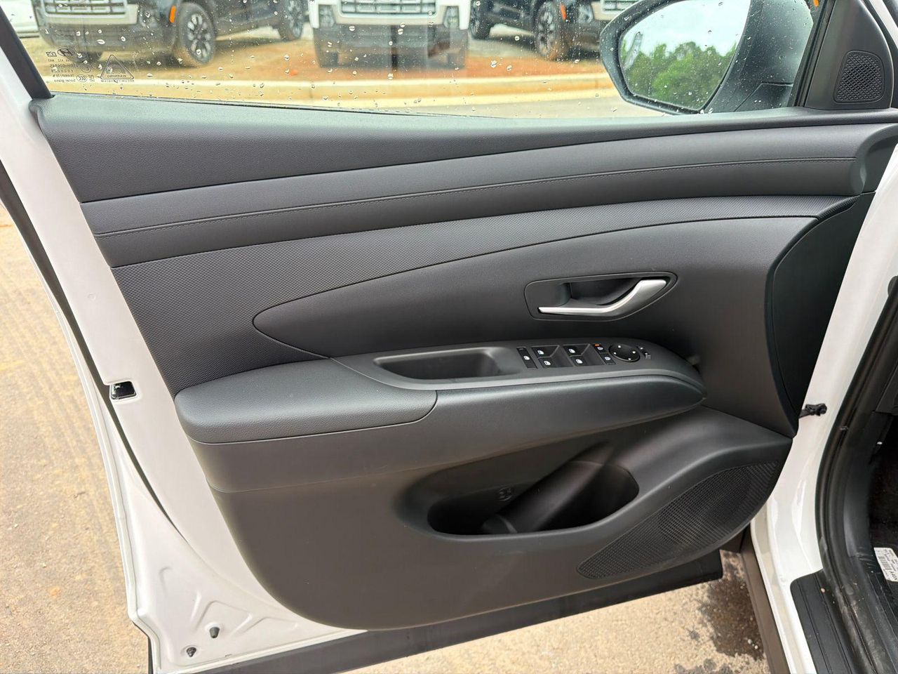 New 2026 White Hyundai SEL AWD image 11