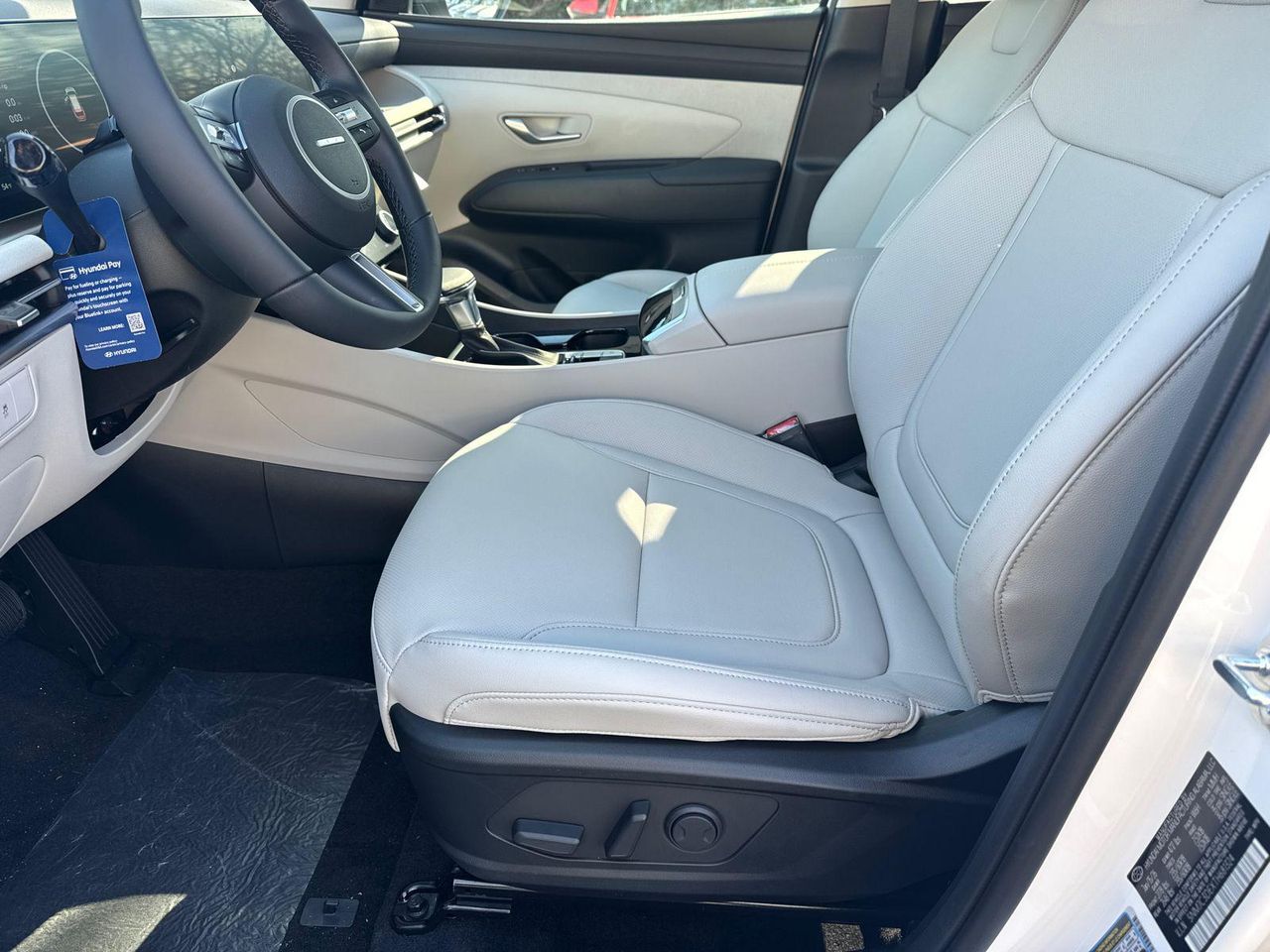 New 2026 White Hyundai SEL Premium FWD image 10