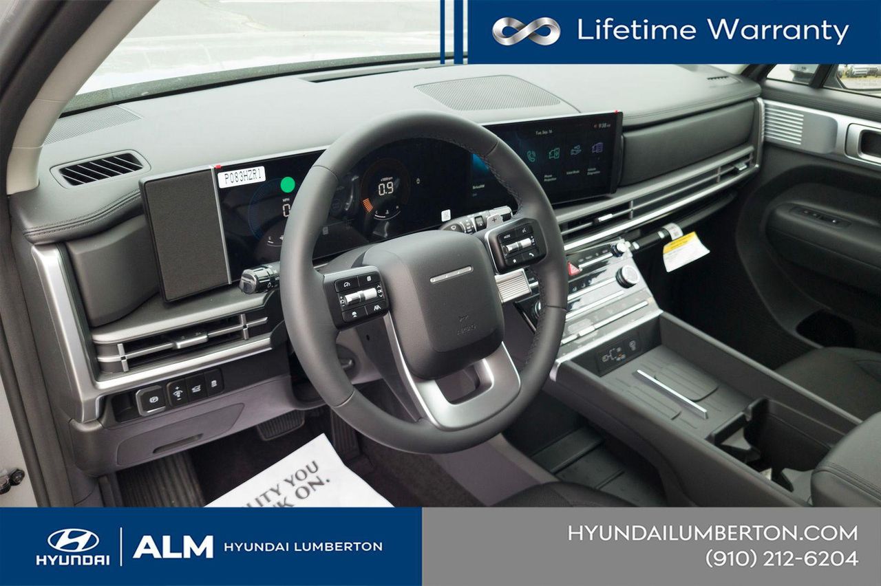 New 2027 Shimmering Silver Hyundai SE FWD image 14