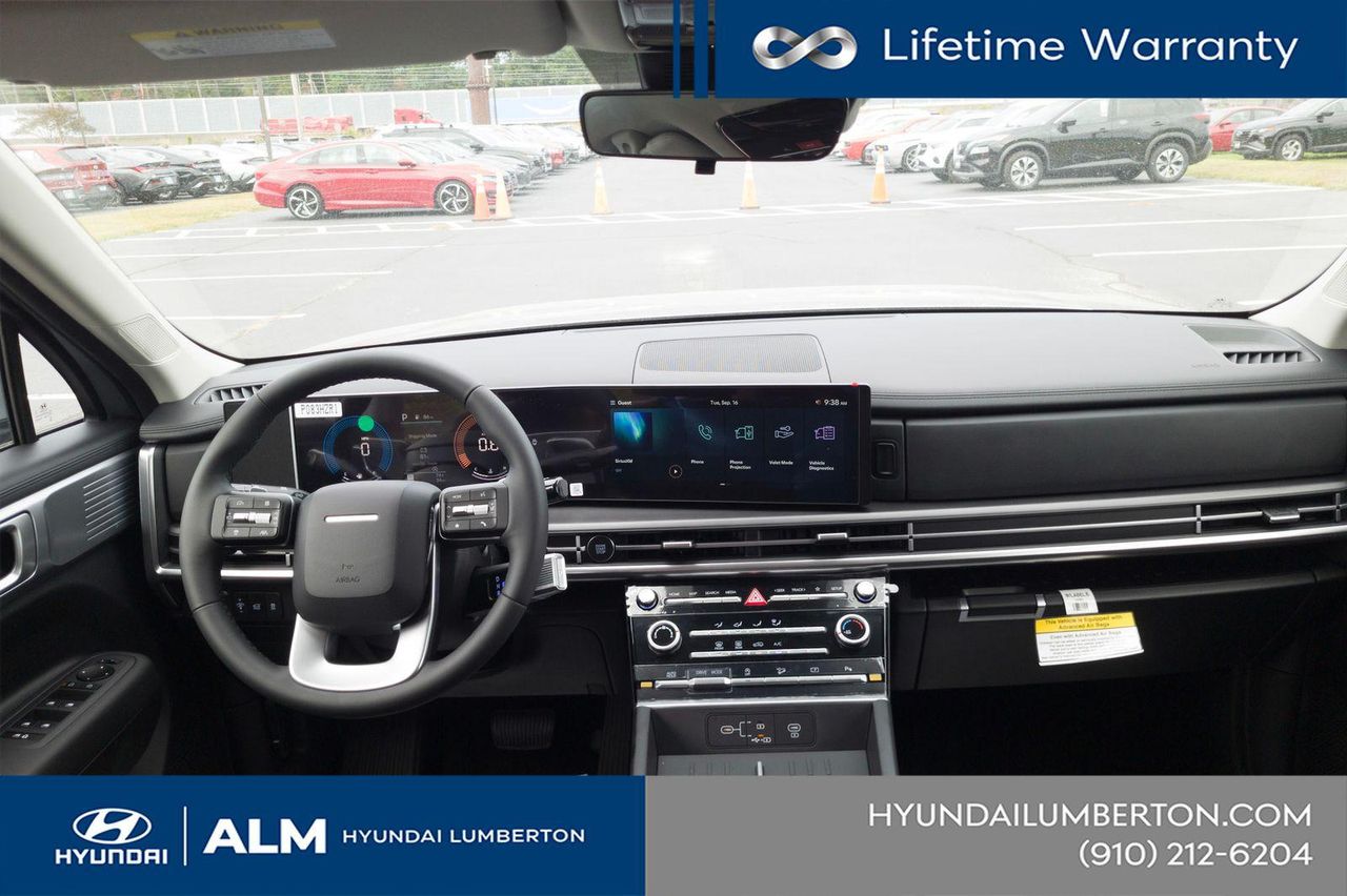 New 2027 Shimmering Silver Hyundai SE FWD image 19