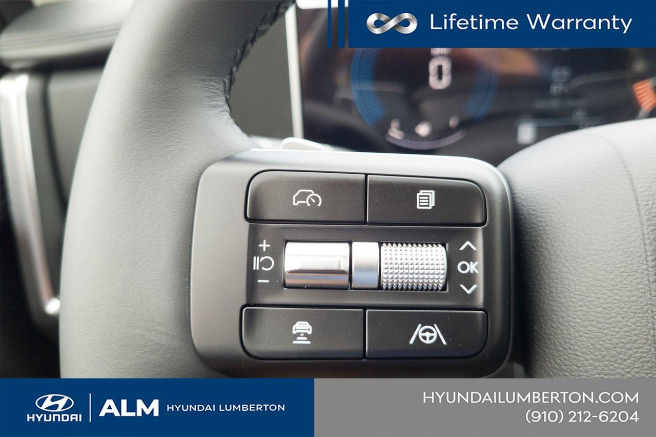 New 2027 Shimmering Silver Hyundai SE FWD image 29