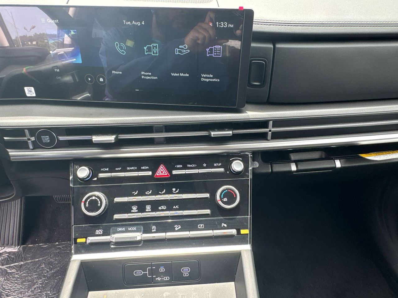 New 2027 Black Hyundai SE FWD image 28