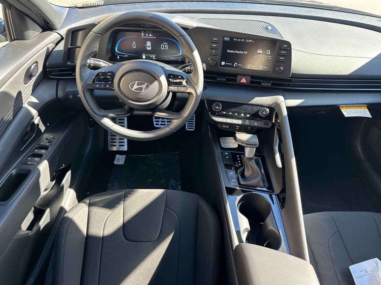 New 2026 Gray HYUNDAI SEL Sport image 23