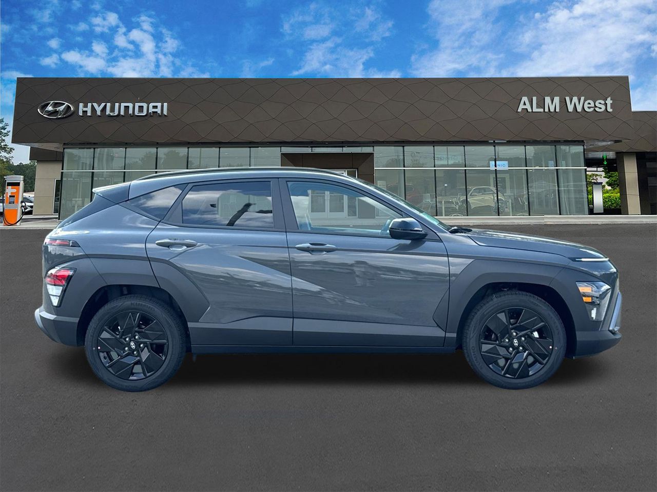 New 2027 Gray Hyundai SEL Sport FWD image 5