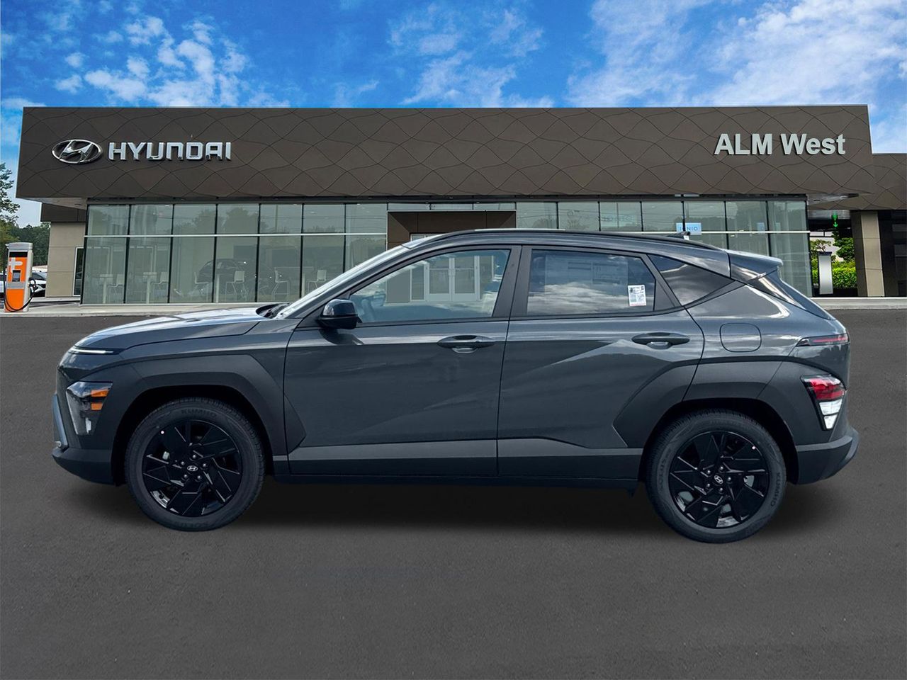New 2027 Gray Hyundai SEL Sport FWD image 9