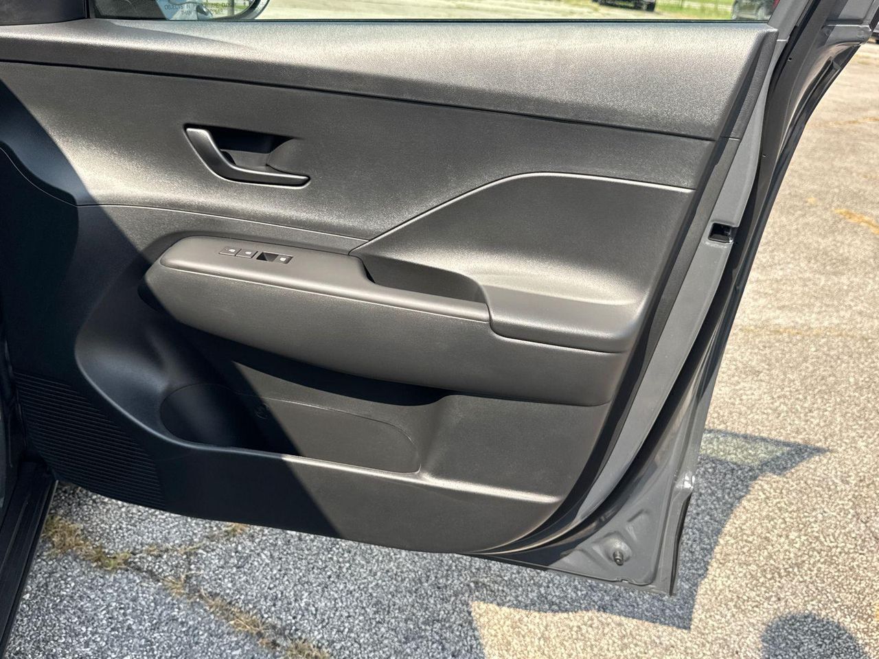 New 2027 Gray Hyundai SEL Sport FWD image 15