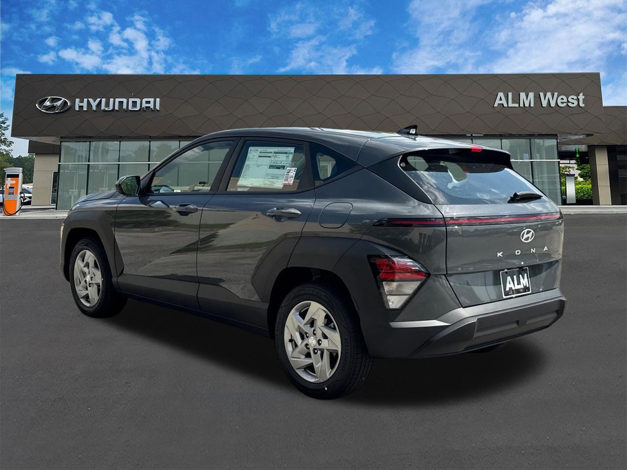 New 2027 Gray Hyundai SE FWD image 8