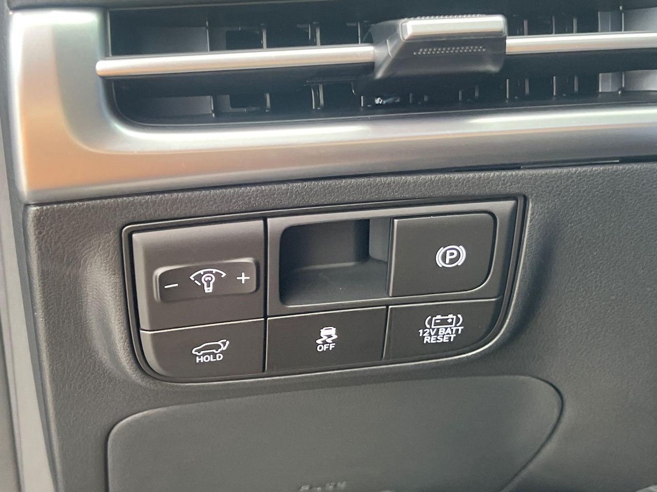 New 2026 Gray Hyundai SEL AWD image 23