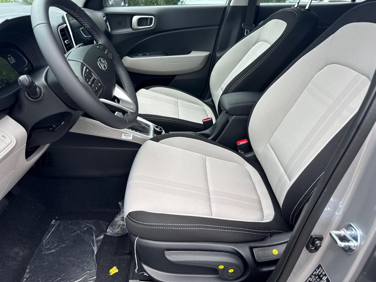 New 2026 Silver Hyundai SEL image 10