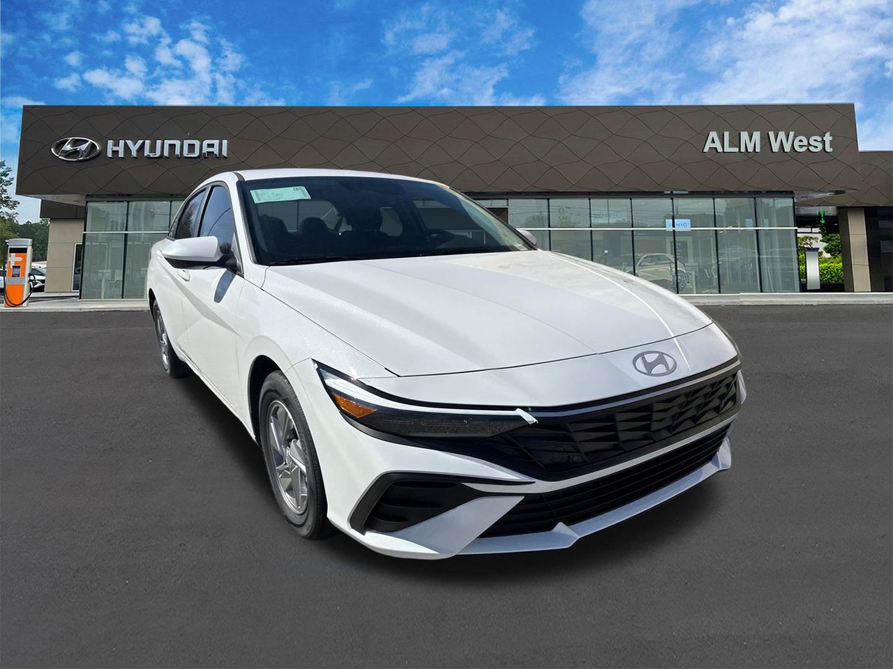 New 2026 White Hyundai SE image 4
