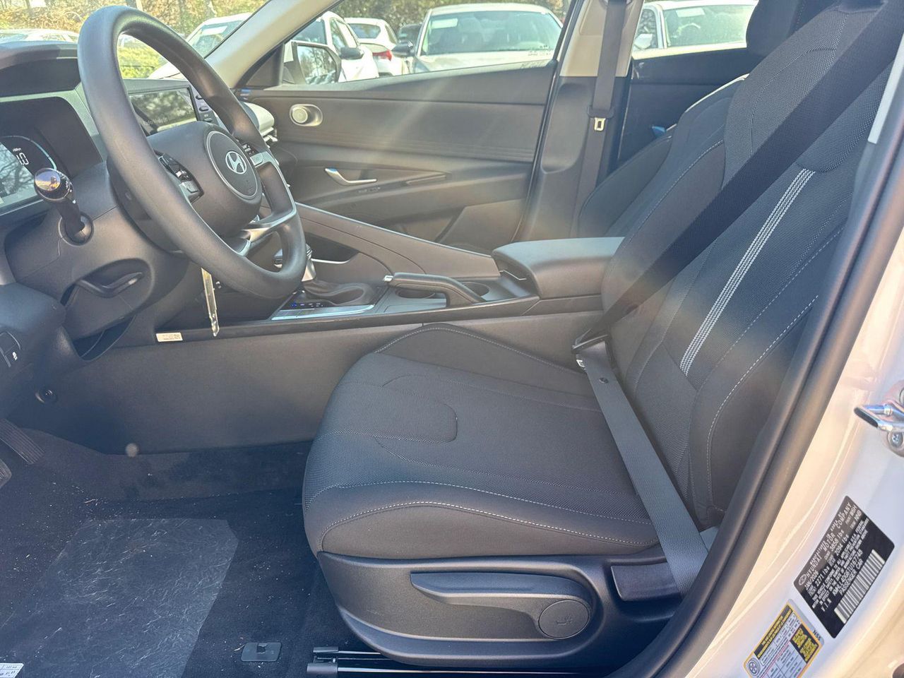 New 2026 White Hyundai SE image 10