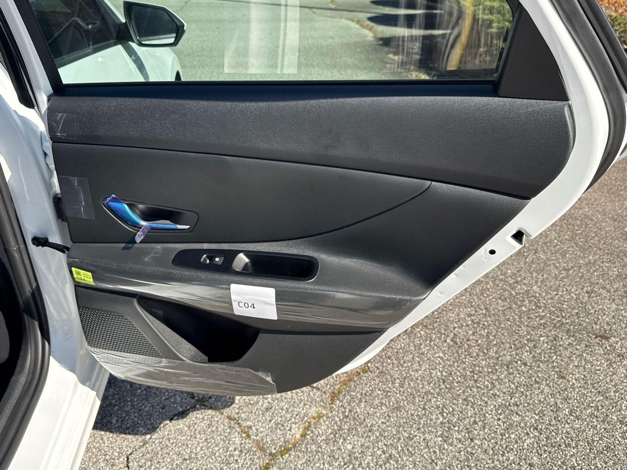 New 2026 White Hyundai SE image 17