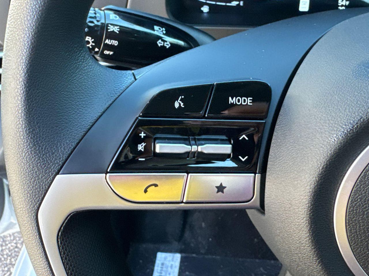 New 2026 White Hyundai SE image 26