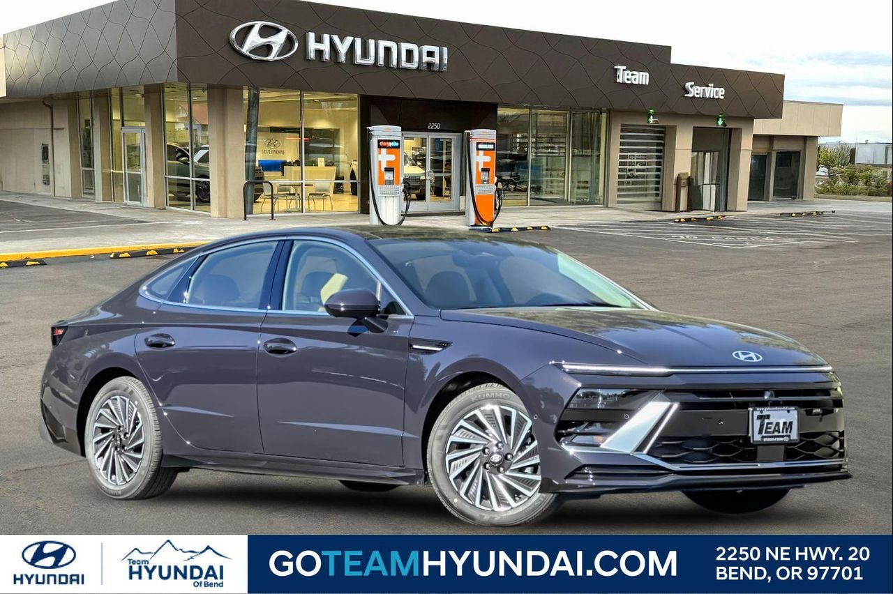 2027 Hyundai Sonata Hybrid Limited