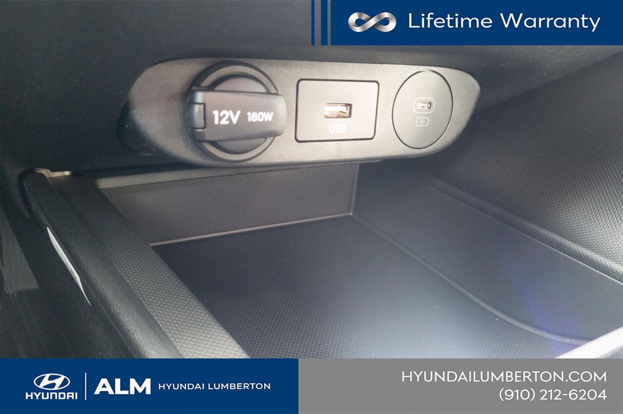 New 2026 Abyss Black Hyundai SE image 24