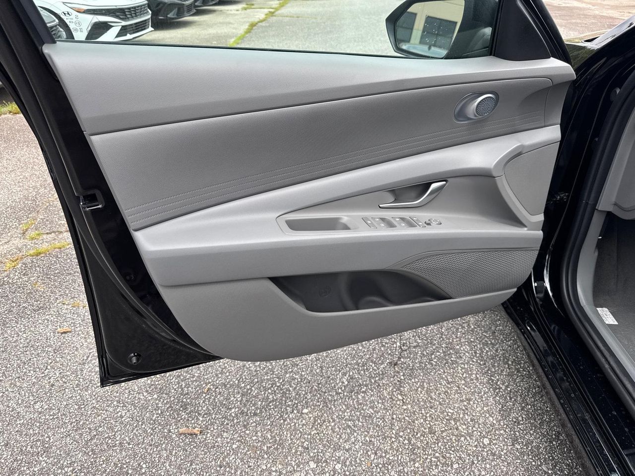 New 2026 Black Hyundai SE image 11