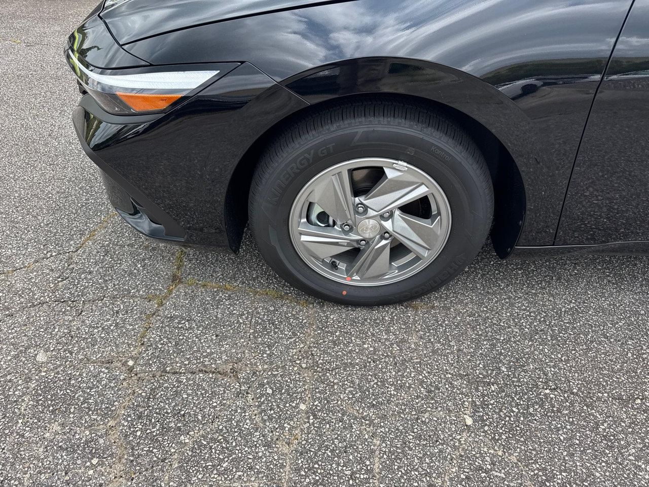 New 2026 Black Hyundai SE image 12