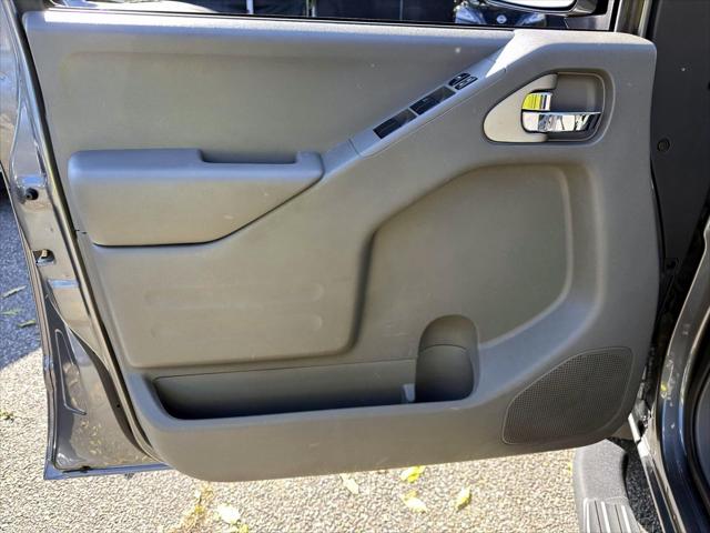 2020 Nissan Frontier Crew Cab SV 4x4 [12]