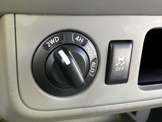 2020 Nissan Frontier Crew Cab SV 4x4 [18]