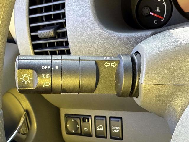 2020 Nissan Frontier Crew Cab SV 4x4 [25]