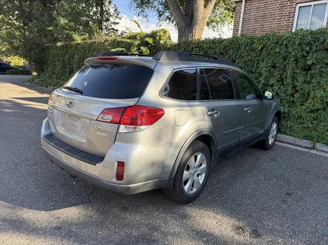 2011 Subaru Outback 2.5i Premium