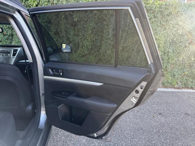 2011 Subaru Outback 2.5i Premium