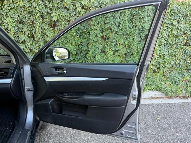 2011 Subaru Outback 2.5i Premium