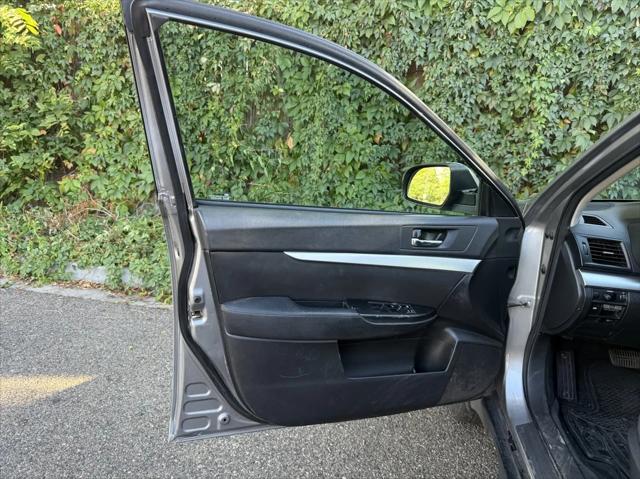 2011 Subaru Outback 2.5i Premium