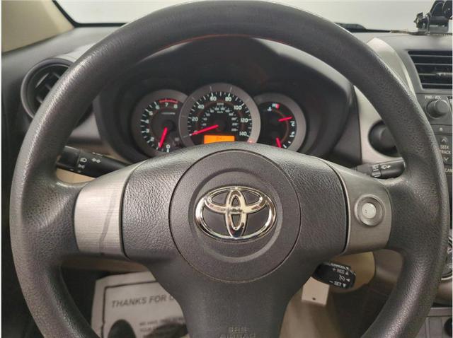 2011 Toyota RAV4 FWD 4dr 4-cyl 4-Spd AT Natl