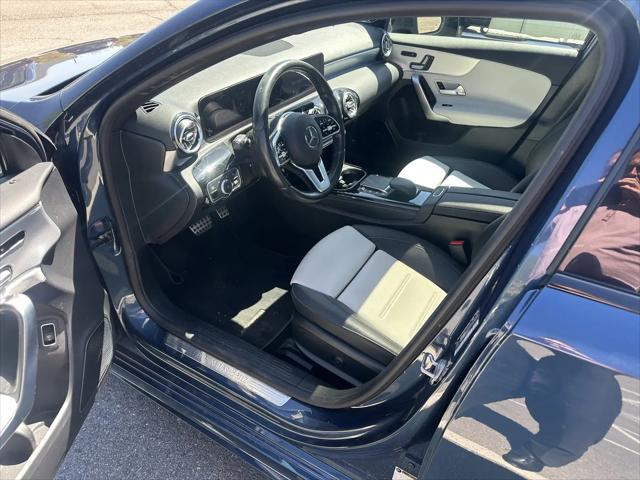 2021 Mercedes-Benz A 220 4MATIC