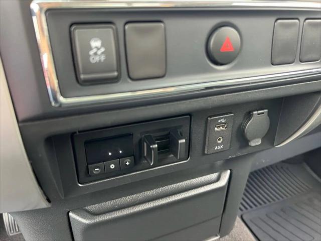 2017 Nissan Titan XD SV