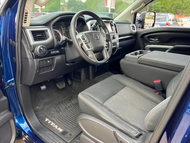 2017 Nissan Titan XD SV