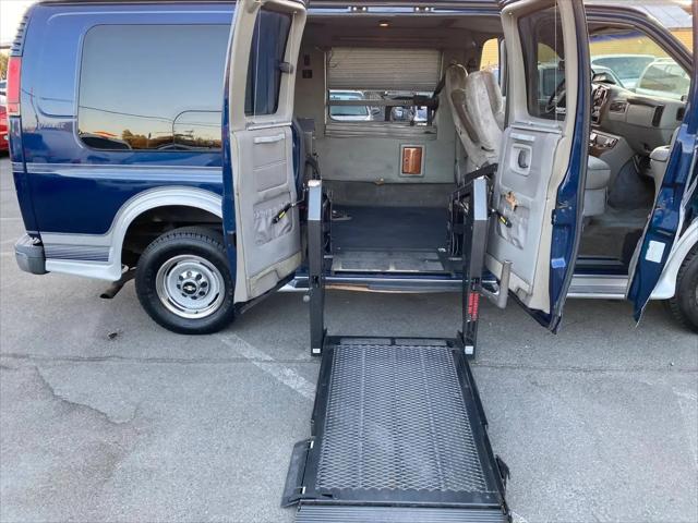 2001 Chevrolet Express Upfitter