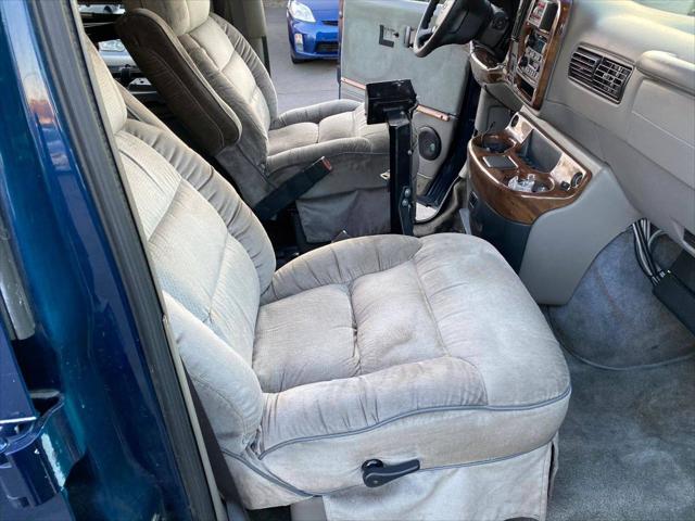 2001 Chevrolet Express Upfitter