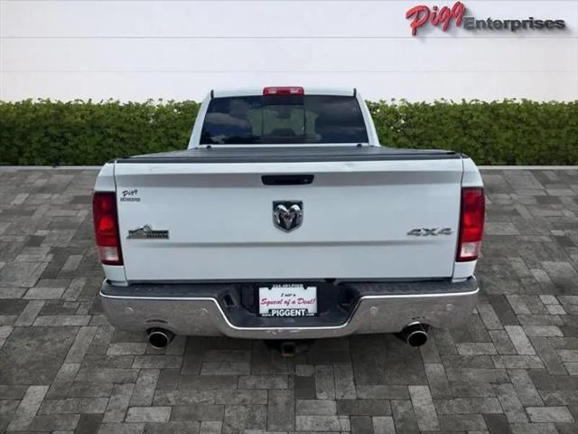 2017 Ram 1500 Big Horn Crew Cab 4x4 6'4" Box
