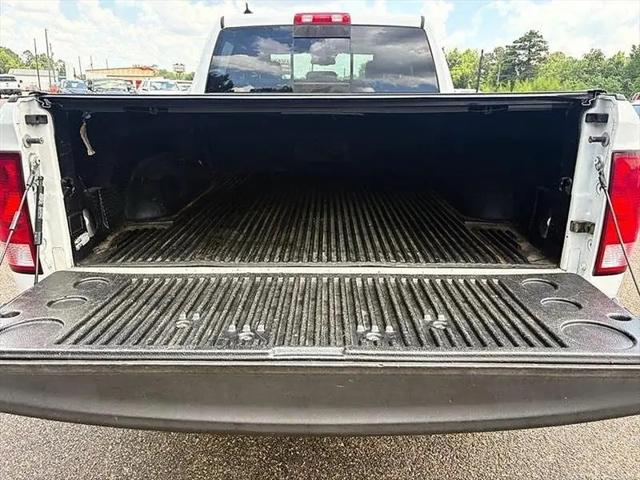 2017 Ram 1500 Big Horn Crew Cab 4x4 6'4" Box
