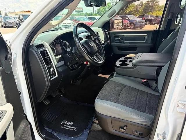 2017 Ram 1500 Big Horn Crew Cab 4x4 6'4" Box