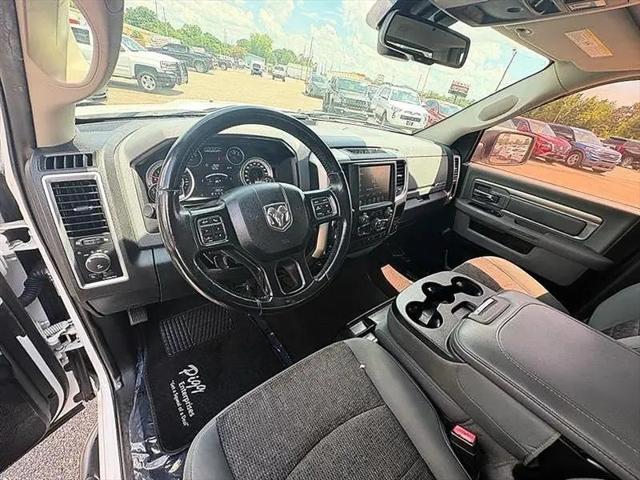 2017 Ram 1500 Big Horn Crew Cab 4x4 6'4" Box