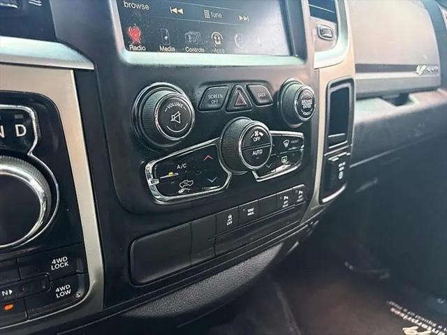 2017 Ram 1500 Big Horn Crew Cab 4x4 6'4" Box