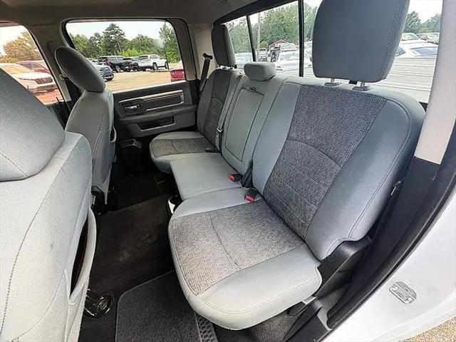 2017 Ram 1500 Big Horn Crew Cab 4x4 6'4" Box