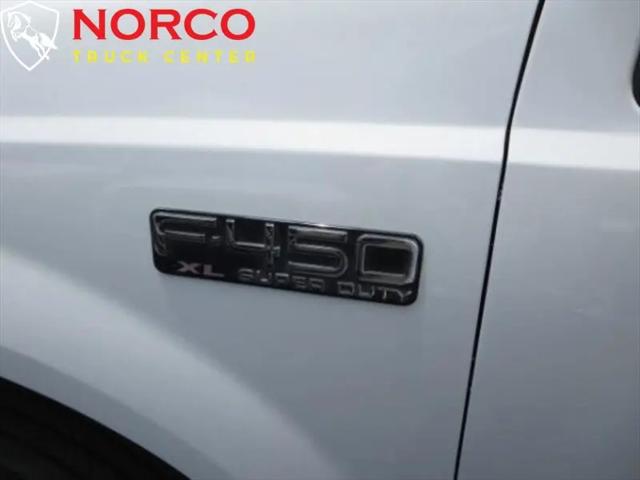 2004 Ford F-450 XL