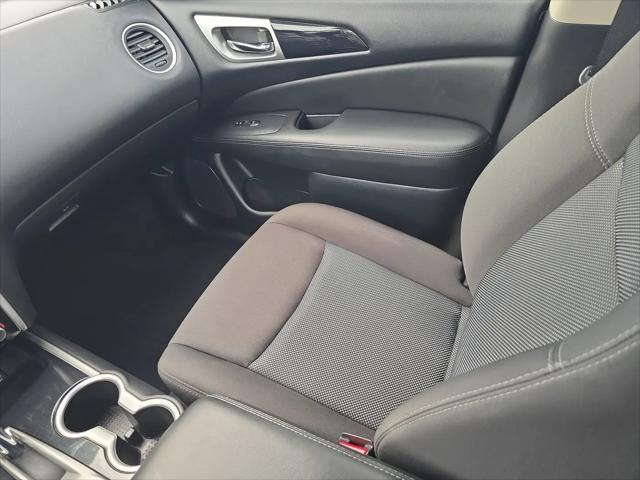2020 Nissan Pathfinder SV 2WD